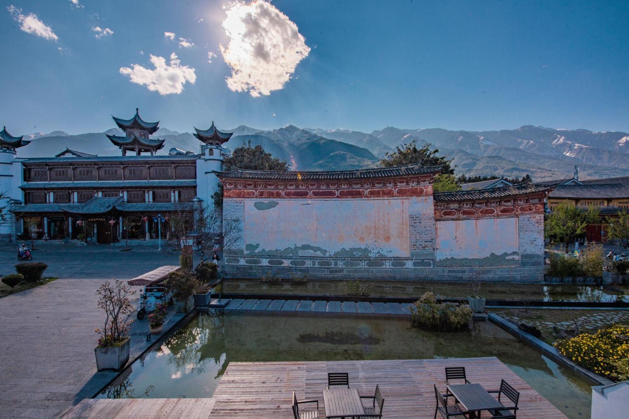 Hong Long Jing Hotel Dali  Buitenkant foto